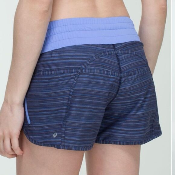 LULULEMON TRACKER SHORT II WITH LINER WEE ARE FROM SPACE CADET BLUE/BLUE LULLABY - Picture 1 of 9